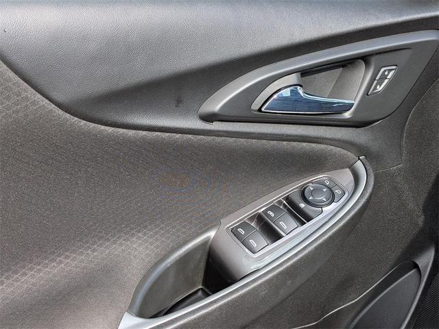 Photo of 2023 Summit White Chevrolet Malibu