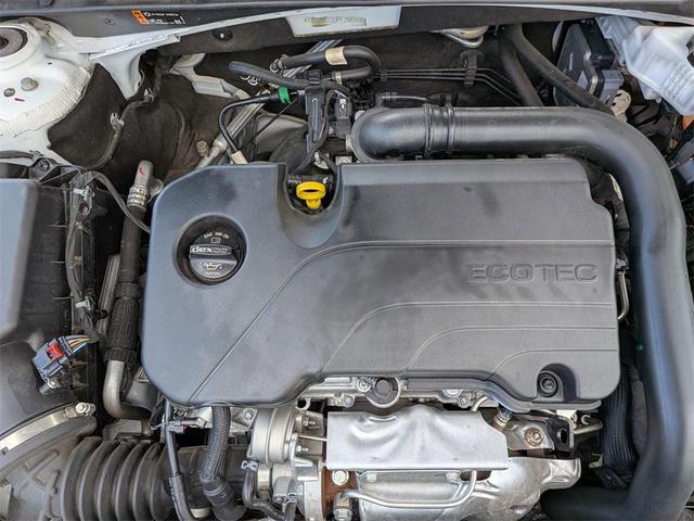 Photo of 2023 Summit White Chevrolet Malibu
