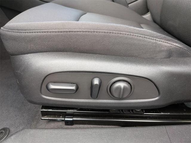 Photo of 2023 Summit White Chevrolet Malibu