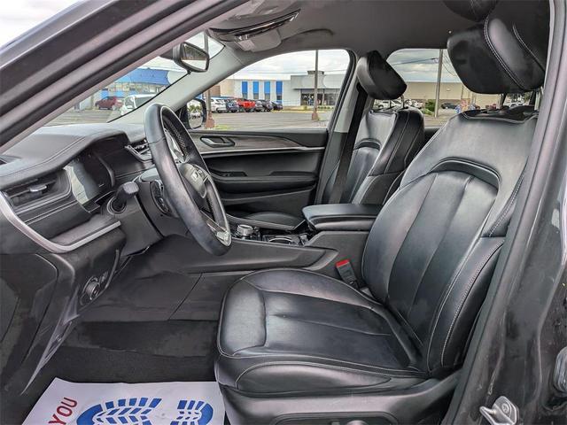 Photo of 2021 Baltic Gray Metallic Clearcoat Jeep Grand Cherokee L