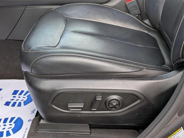 Photo of 2021 Baltic Gray Metallic Clearcoat Jeep Grand Cherokee L