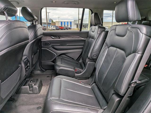 Photo of 2021 Baltic Gray Metallic Clearcoat Jeep Grand Cherokee L