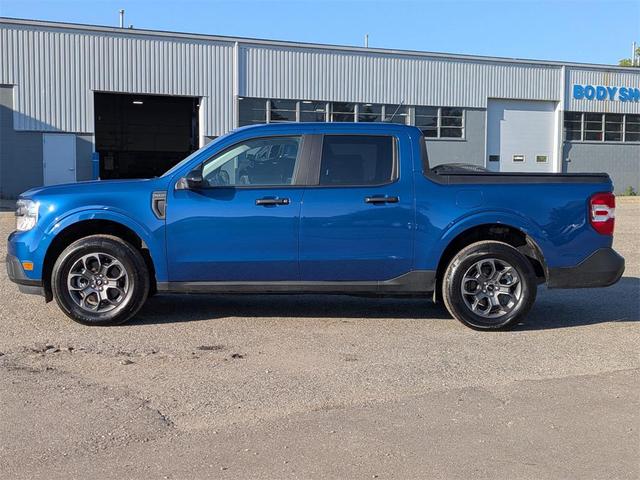 Photo of 2024 Atlas Blue Metallic Ford Maverick