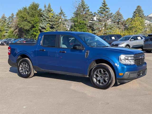 Photo of 2024 Atlas Blue Metallic Ford Maverick
