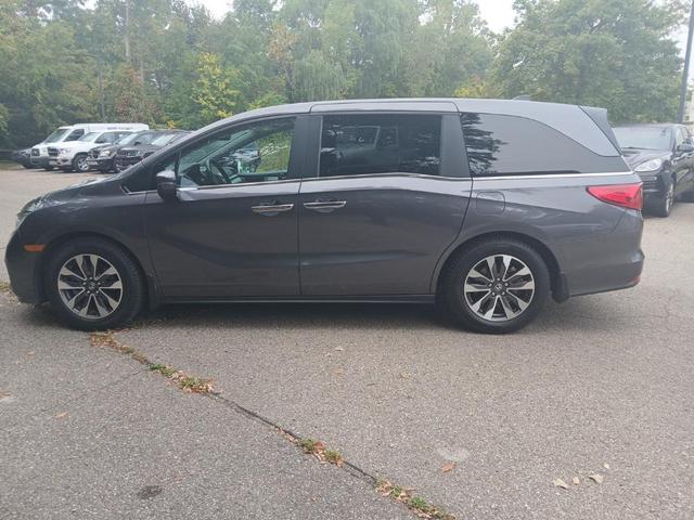 Photo of 2022 Gray Honda Odyssey