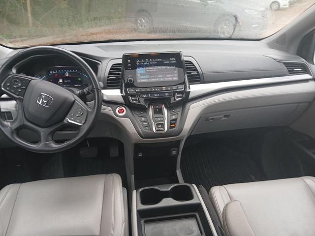 Photo of 2022 Gray Honda Odyssey