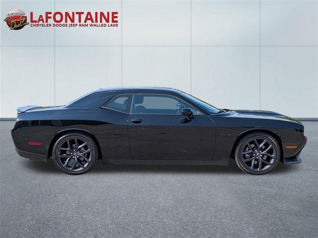 Photo of 2022 Pitch Black Clearcoat Dodge Challenger