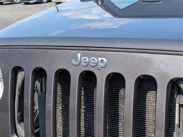 Photo of 2017 Granite Crystal Metallic Clearcoat Jeep Wrangler Unlimited