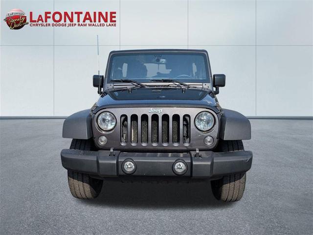 Photo of 2017 Granite Crystal Metallic Clearcoat Jeep Wrangler Unlimited