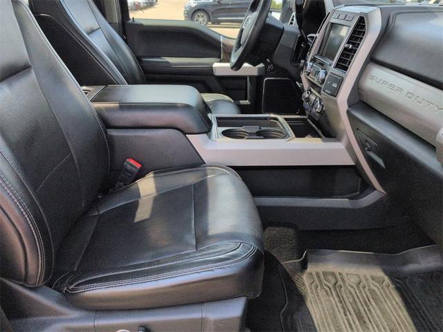 Photo of 2019 Agate Black Metallic Ford F-350