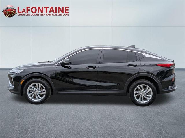 Photo of 2024 Ebony Twilight Metallic Buick Envista