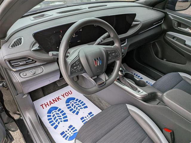 Photo of 2024 Ebony Twilight Metallic Buick Envista