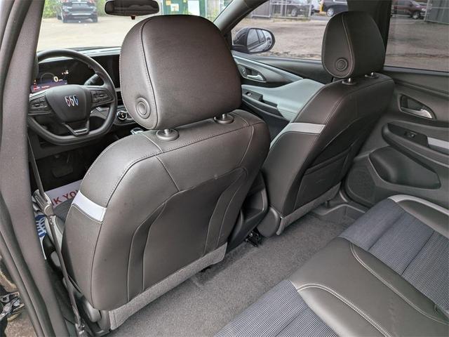 Photo of 2024 Ebony Twilight Metallic Buick Envista