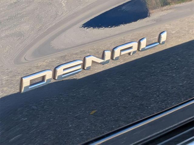 Photo of 2023 Pacific Blue Metallic GMC Sierra 1500