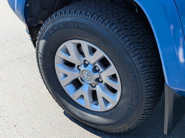 Photo of 2017 Blazing Blue Pearl Toyota Tacoma