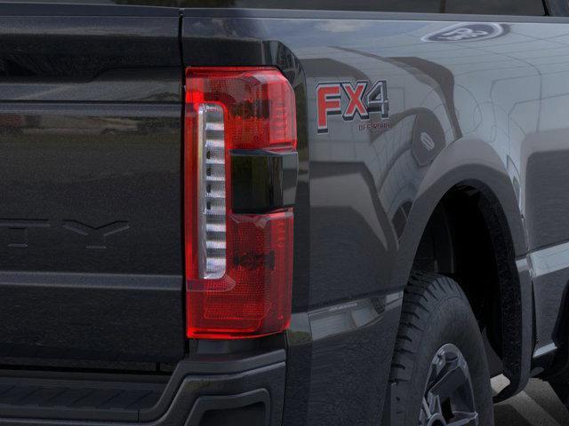 Photo of 2025 Agate Black Metallic Ford F-250