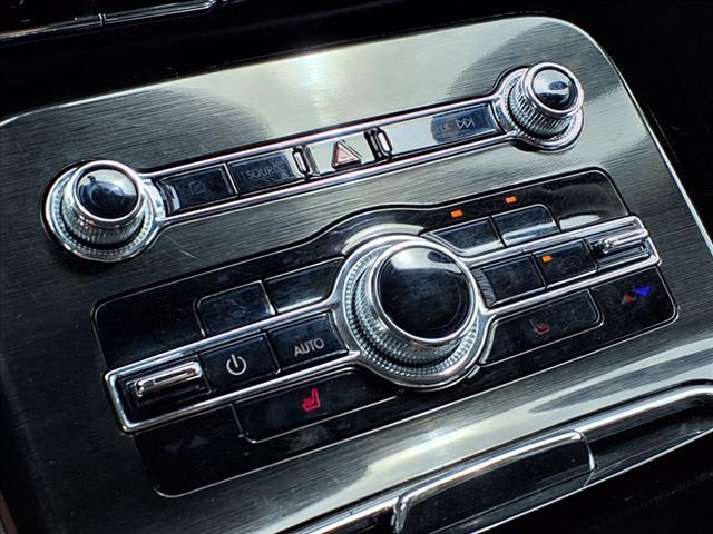 Photo of 2023 Pristine White Lincoln Nautilus