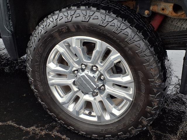 Photo of 2021 Black GMC Sierra 2500