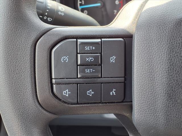 Photo of 2023 Oxford White Ford F-250
