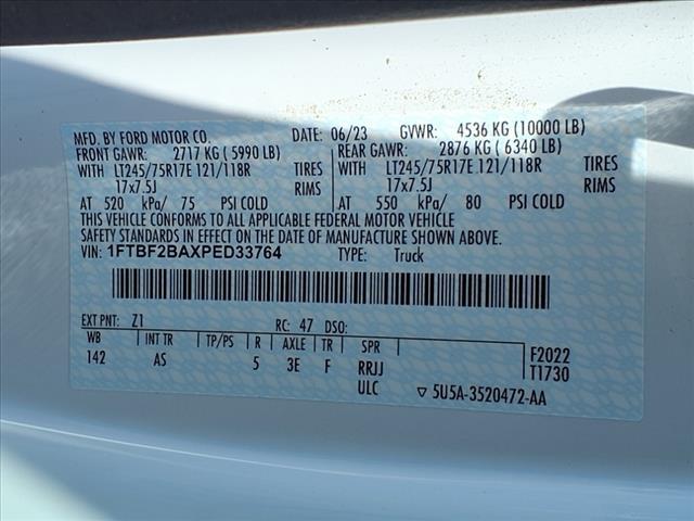 Photo of 2023 Oxford White Ford F-250