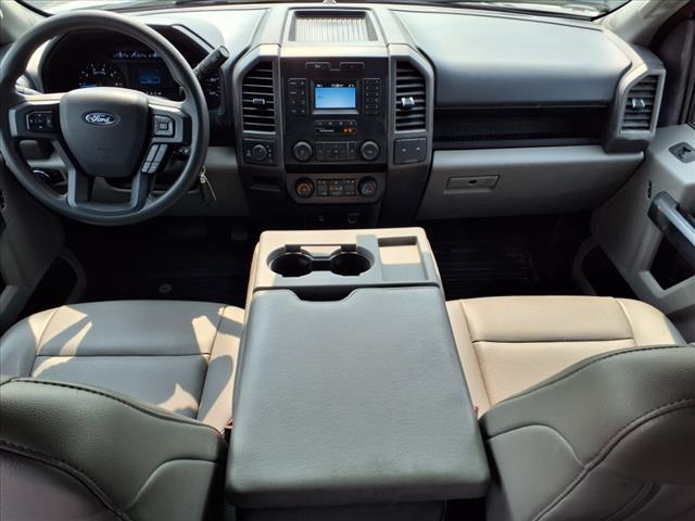 Photo of 2022 Oxford White Ford F-350