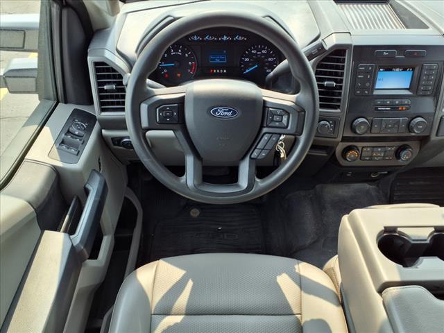 Photo of 2022 Oxford White Ford F-350