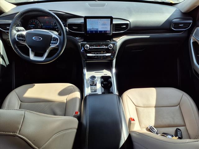 Photo of 2023 Carbonized Gray Ford Explorer