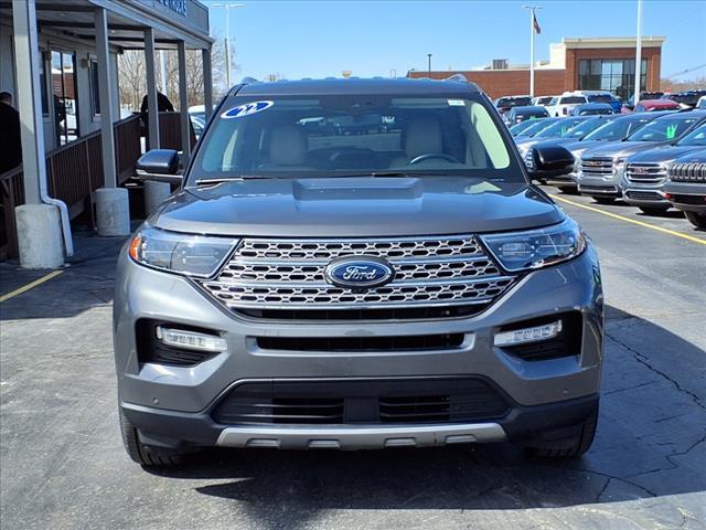 Photo of 2023 Carbonized Gray Ford Explorer