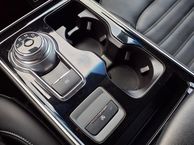 Photo of 2019 Gray Ford Edge