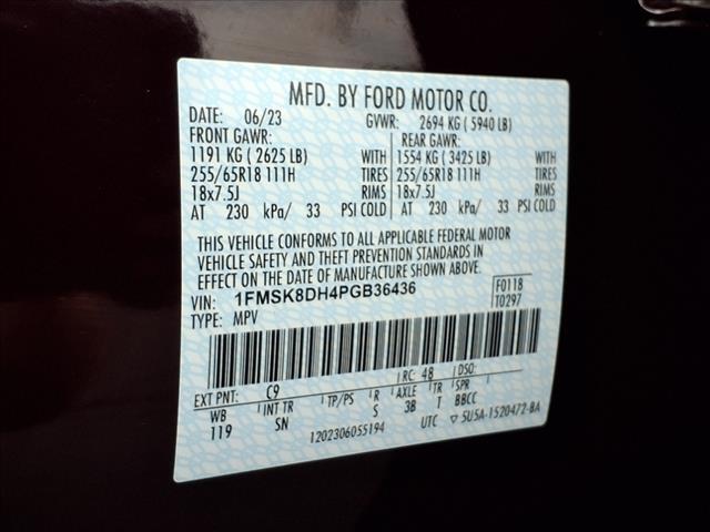 Photo of 2023 Jewel Red Metallic Tinted Clearcoat Ford Explorer