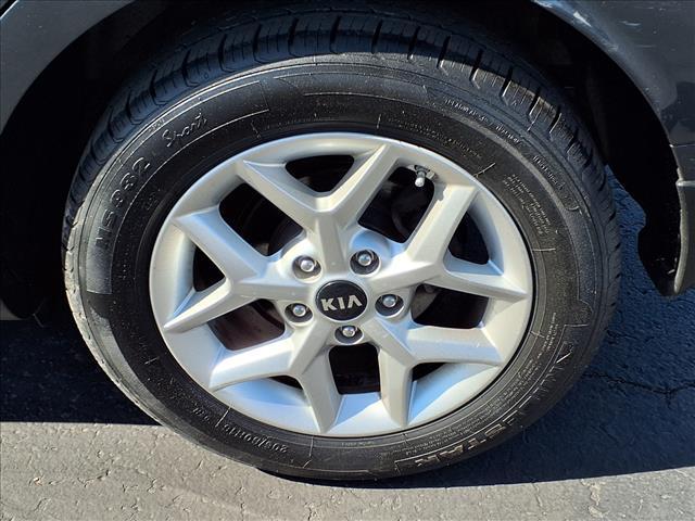 Photo of 2020 Gravity Gray Kia Soul