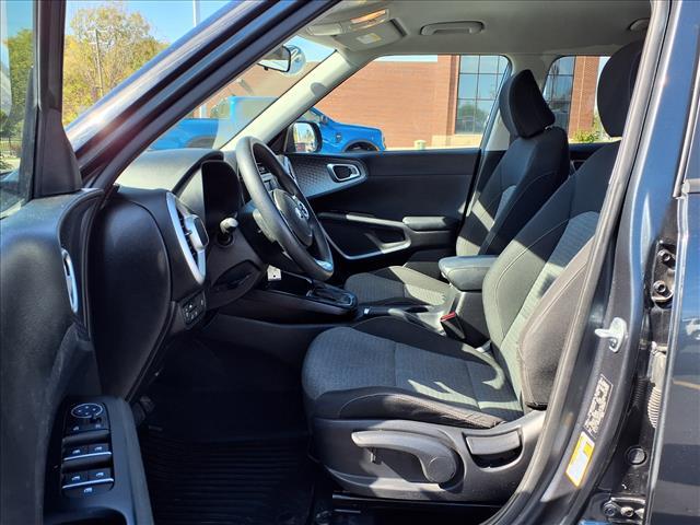 Photo of 2020 Gravity Gray Kia Soul