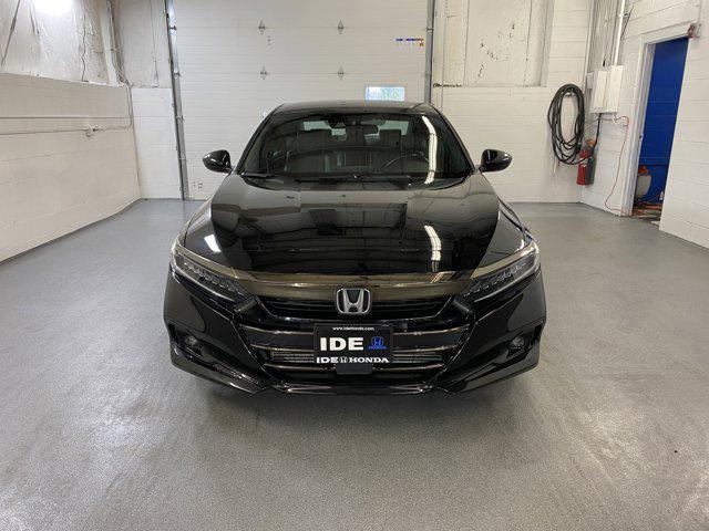 Photo of 2022 Crystal Black Pearl Honda Accord