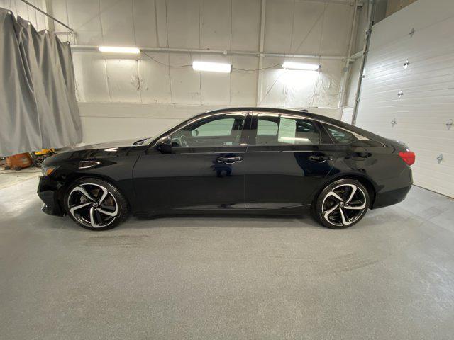 Photo of 2022 Crystal Black Pearl Honda Accord