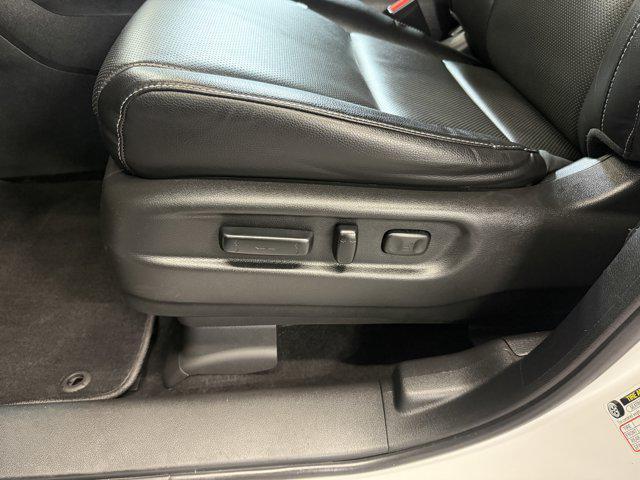 Photo of 2022 Platinum White Pearl Honda Ridgeline