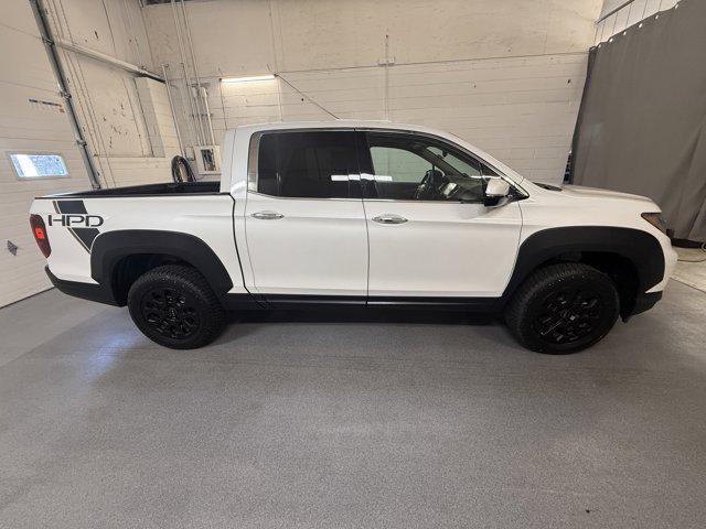 Photo of 2022 Platinum White Pearl Honda Ridgeline