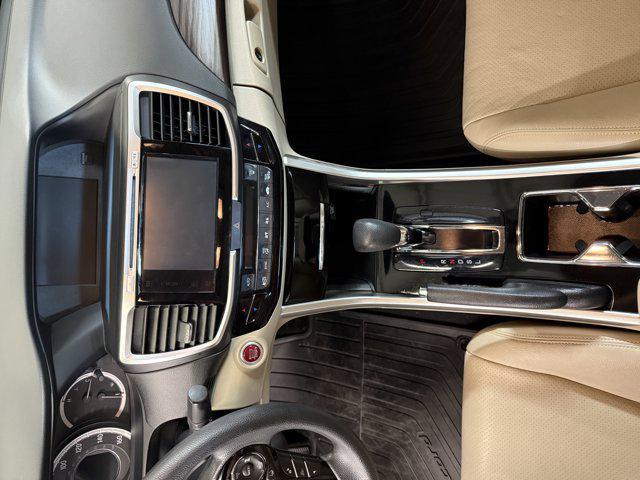 Photo of 2017 White Orchid Pearl Honda Accord