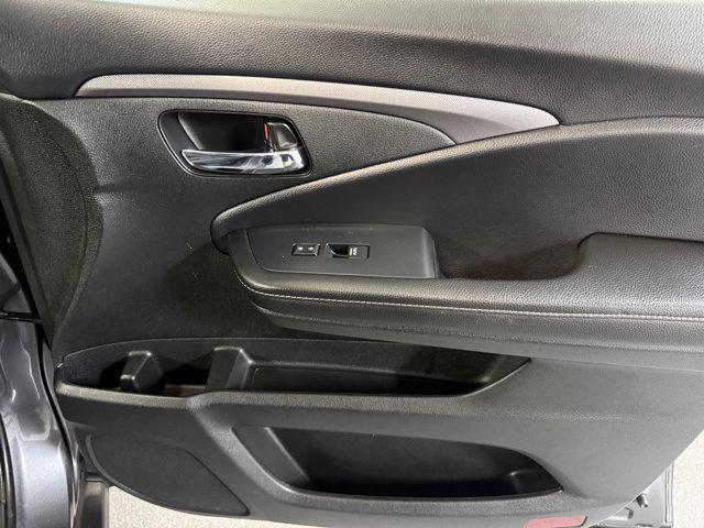 Photo of 2023 Gray Honda Ridgeline