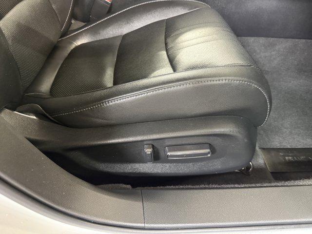 Photo of 2022 Platinum White Pearl Honda Accord