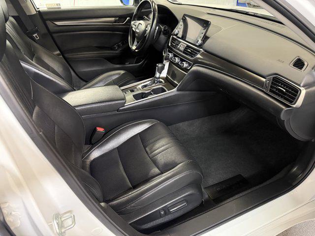 Photo of 2022 Platinum White Pearl Honda Accord