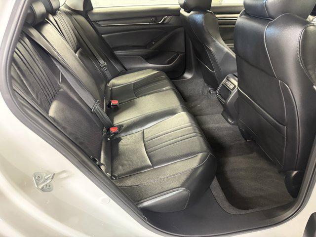 Photo of 2022 Platinum White Pearl Honda Accord
