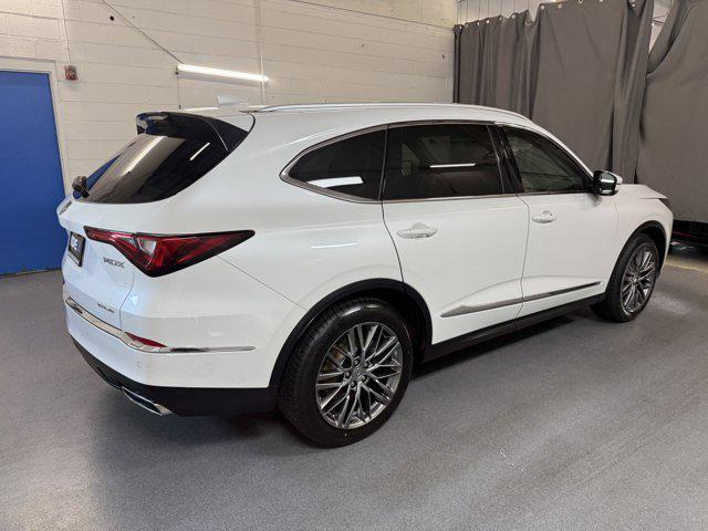 Photo of 2023 Platinum White Pearl Acura MDX