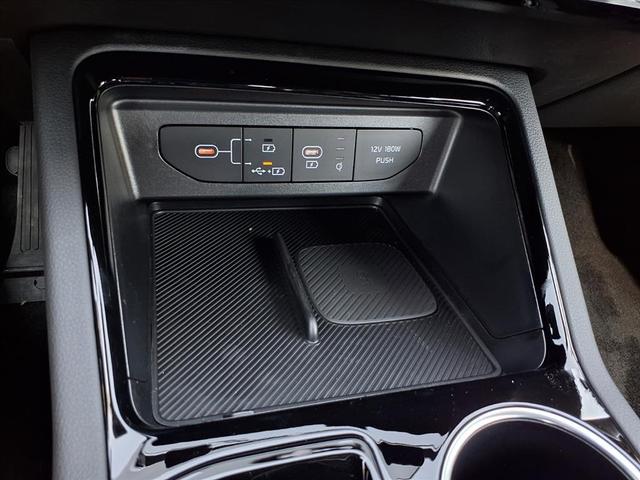 Photo of 2026 Snow White Pearl Kia K5