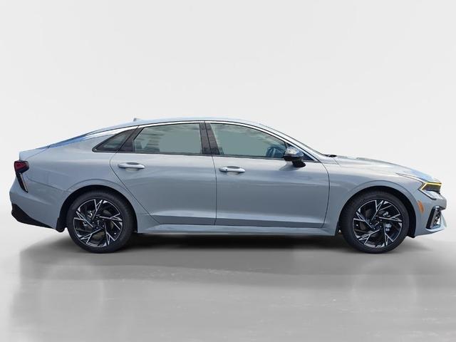 Photo of 2025 Wolf Gray Kia K5