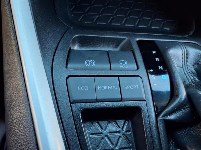 Photo of 2024 Magnetic Gray Metallic Toyota RAV4