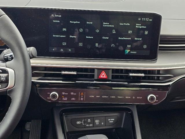 Photo of 2025 Snow White Pearl Kia K5