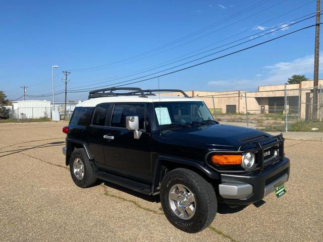 Photo of 2008 Black Toyota FJ Cruiser