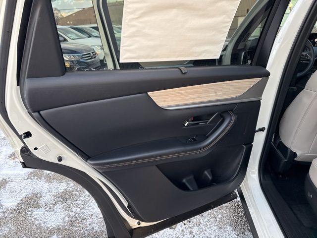 Photo of 2025 Rhodium White Premium Mazda CX-90
