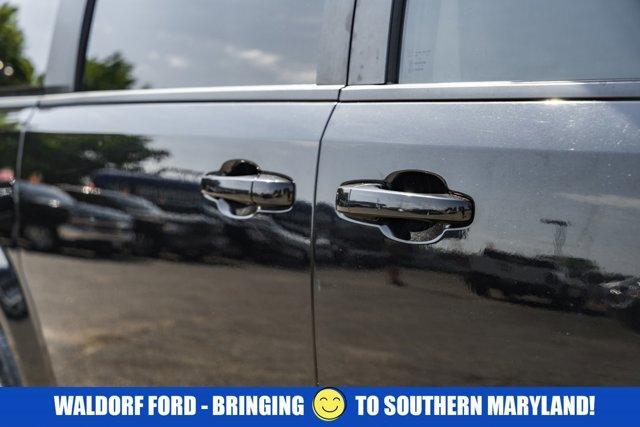Photo of 2018 Black Onyx Crystal Pearlcoat Dodge Grand Caravan