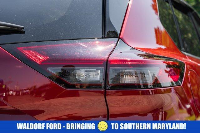 Photo of 2022 Scarlet Ember Nissan Rogue